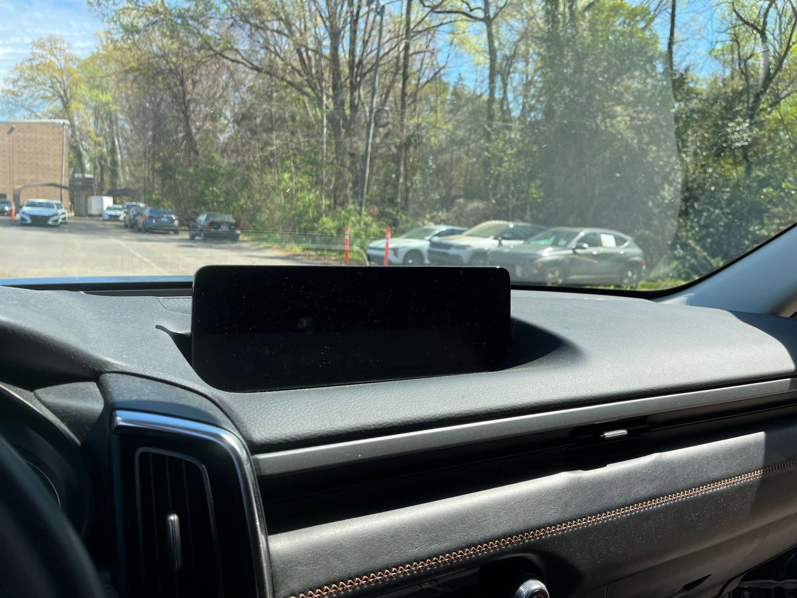 Thumbnail: 2025 Mazda CX-50 - 17