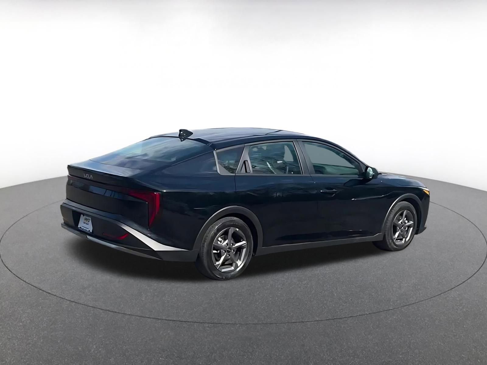 Thumbnail: 2025 Kia K4 - 15