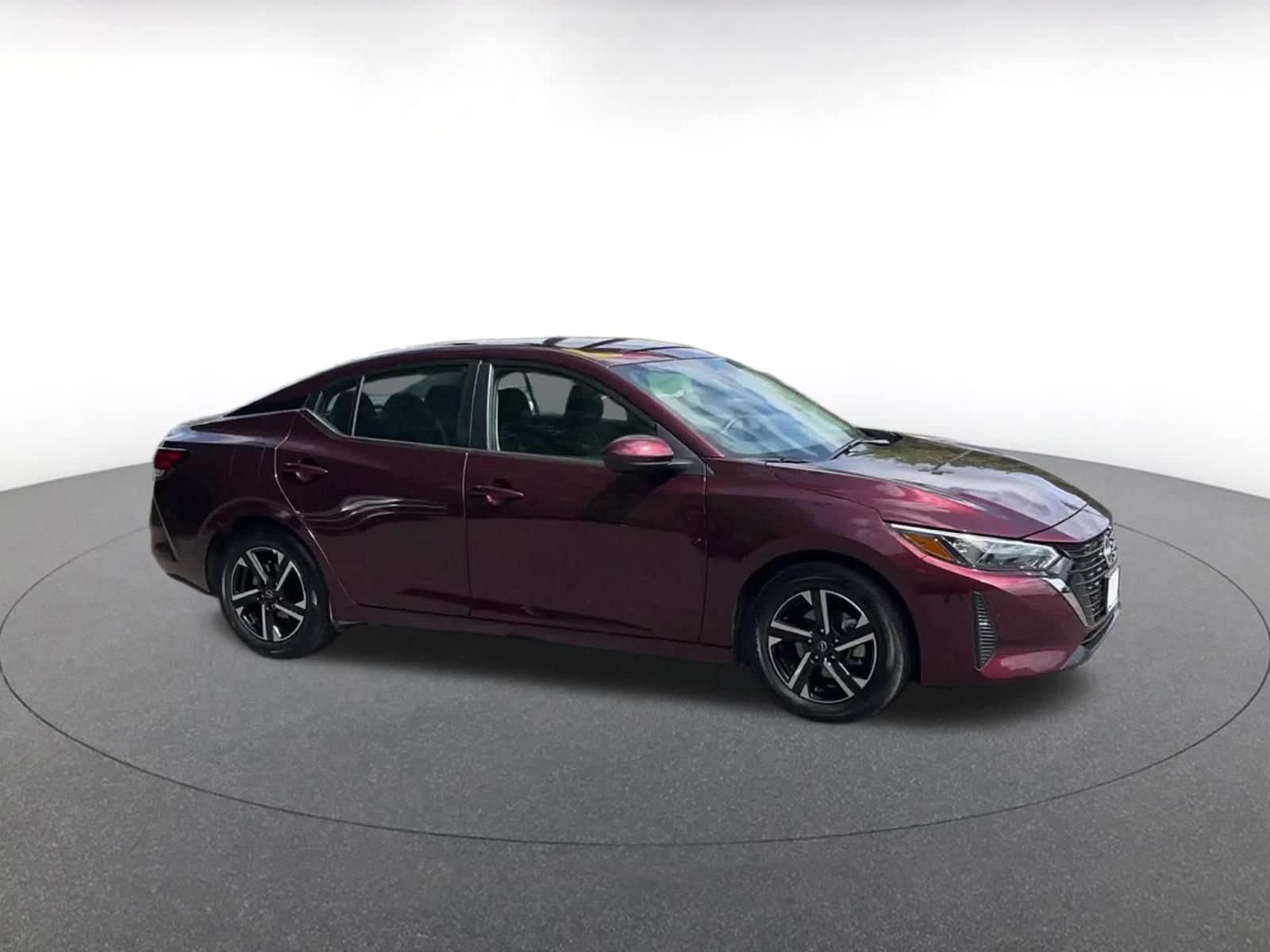 Thumbnail: 2025 Nissan Sentra - 2