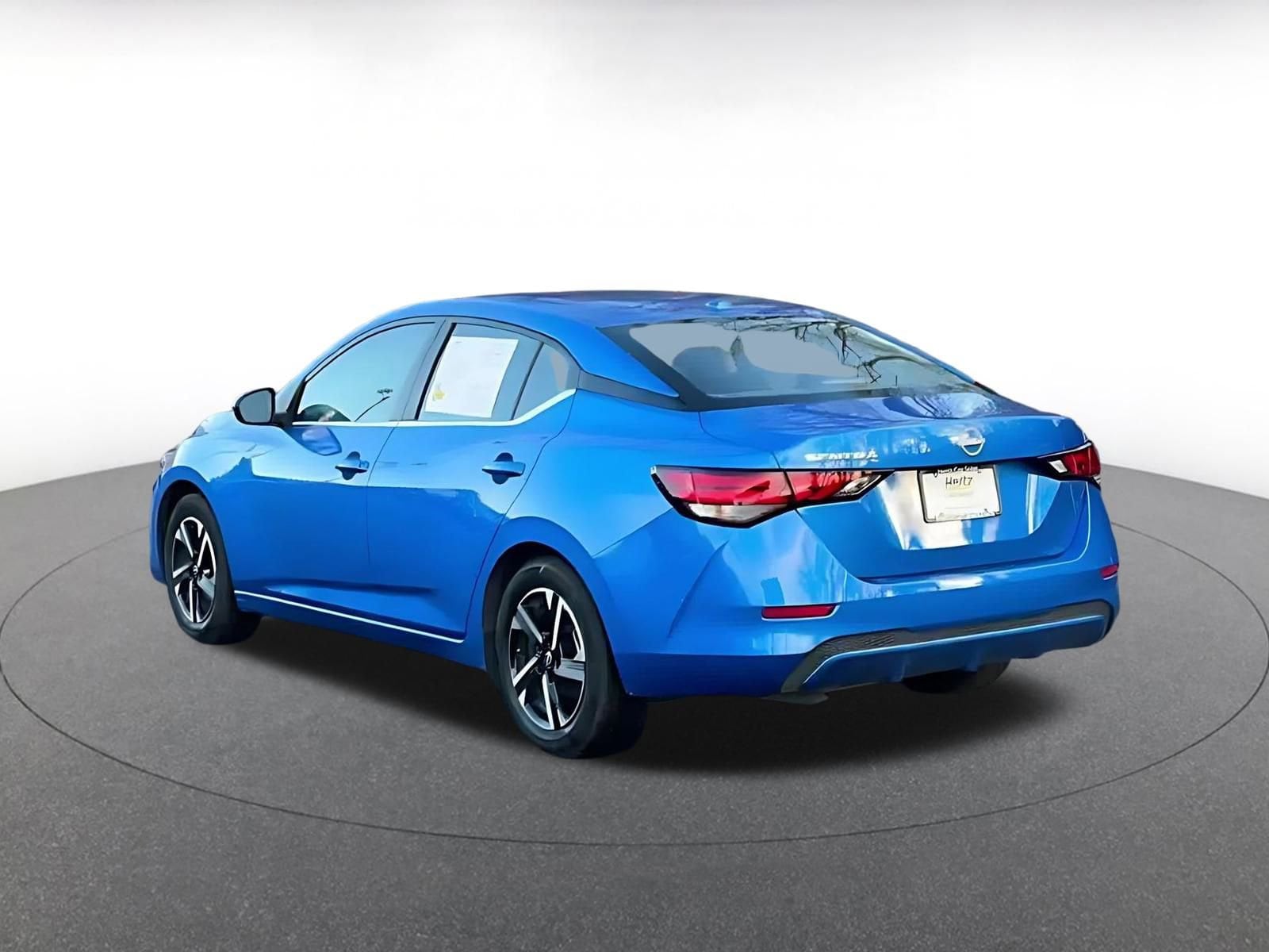 Thumbnail: 2025 Nissan Sentra - 11