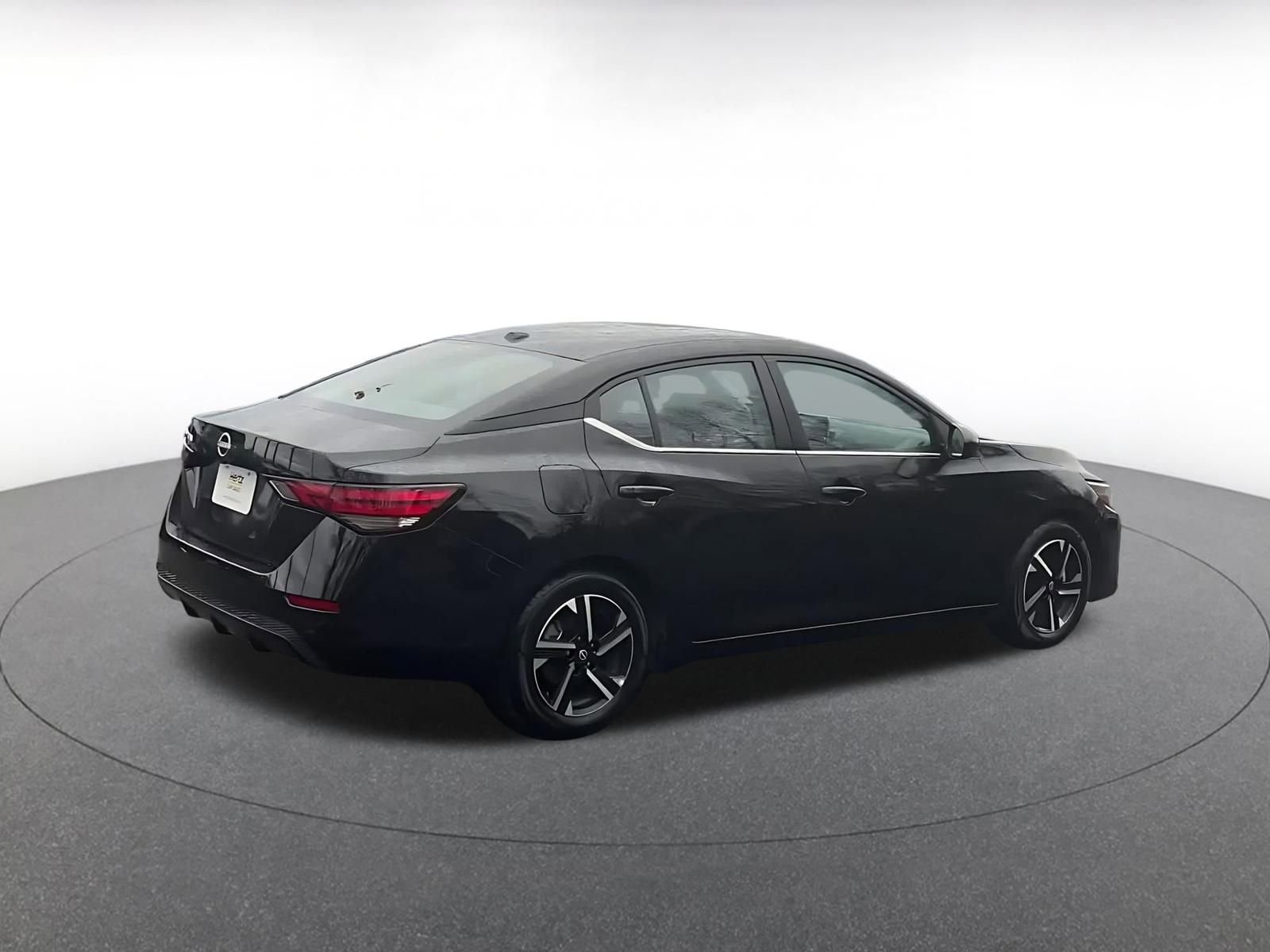 Thumbnail: 2025 Nissan Sentra - 15