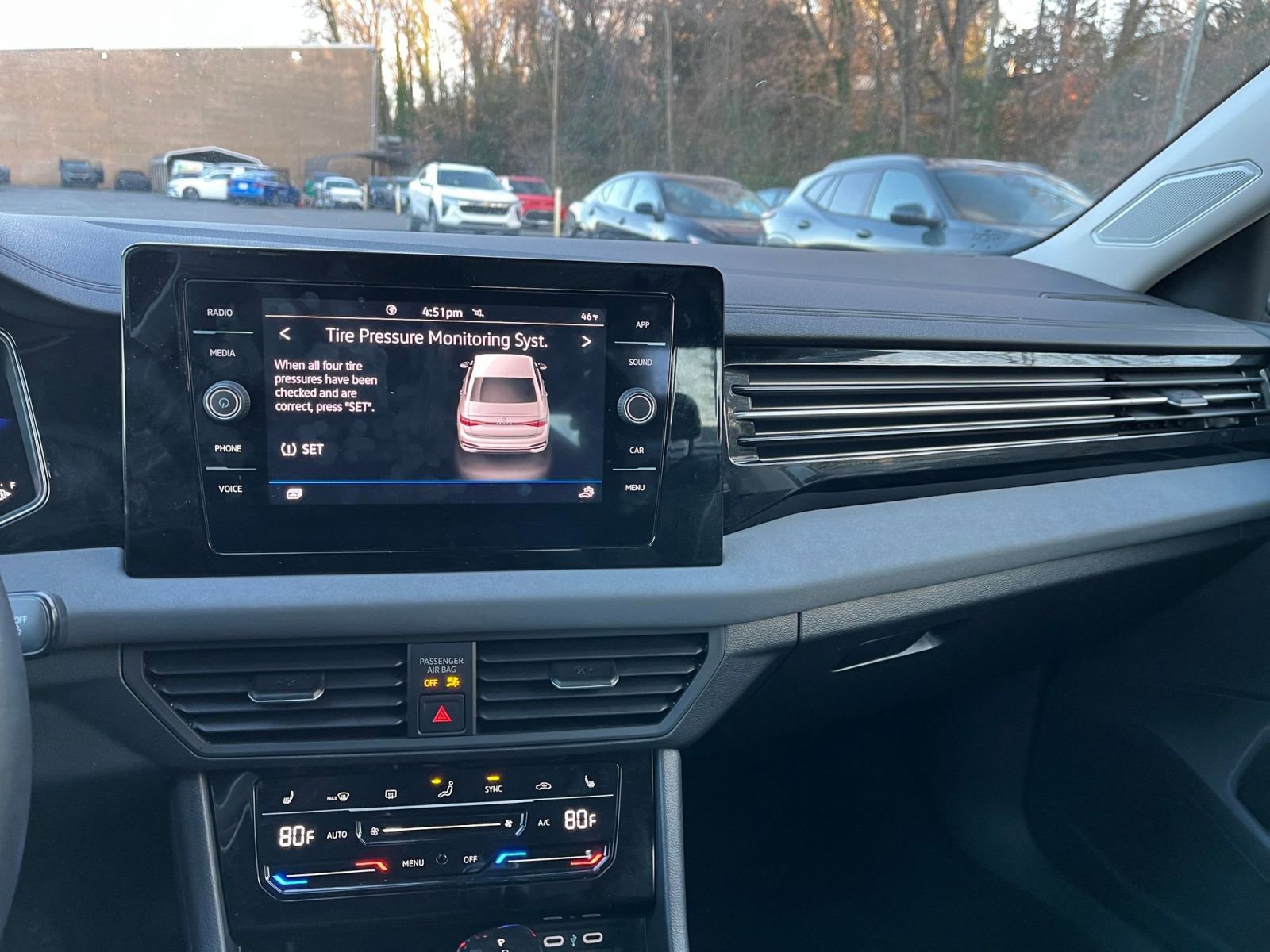 Thumbnail: 2025 Volkswagen Jetta - 18