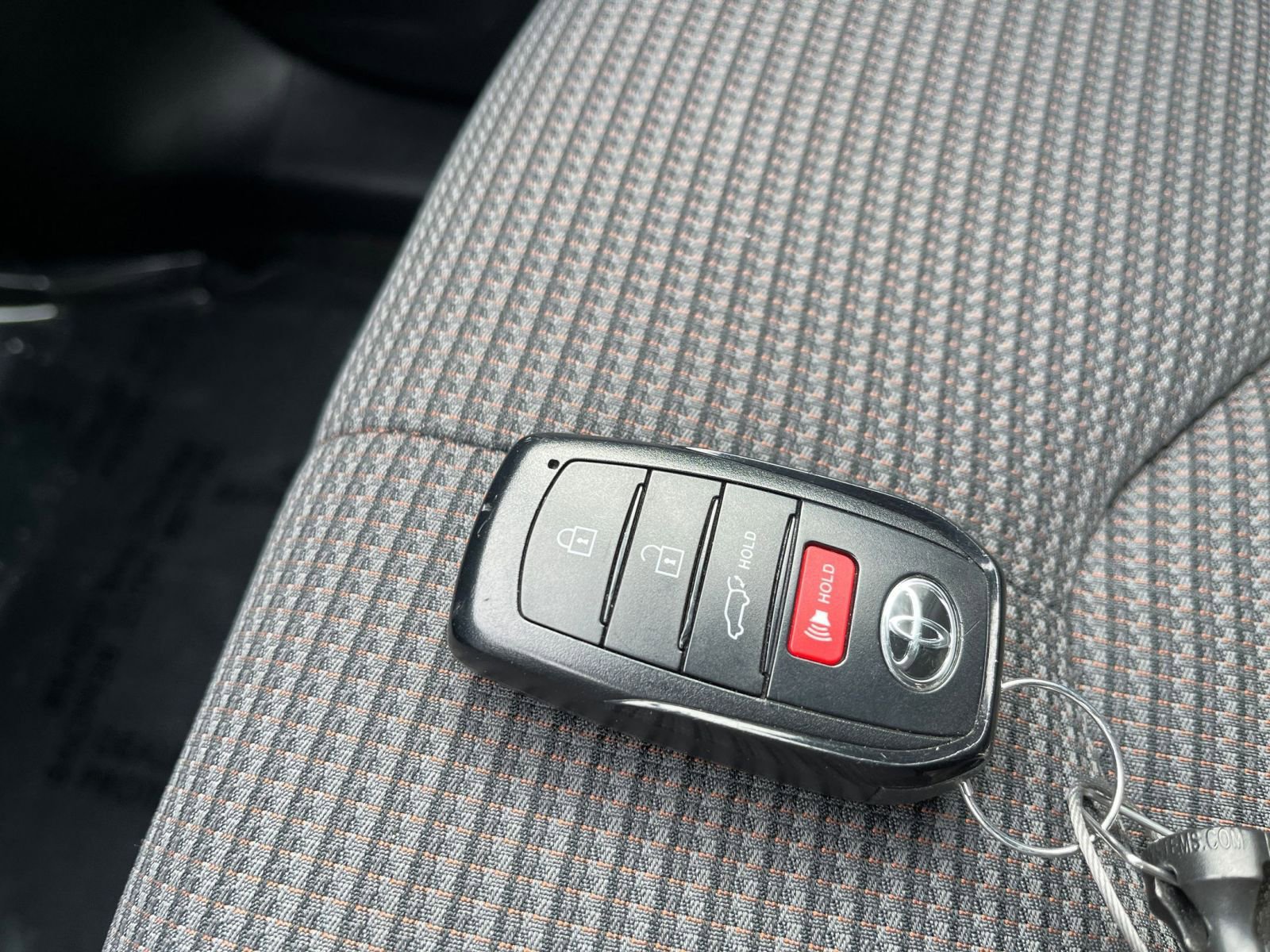 Thumbnail: 2025 Toyota Highlander - 21