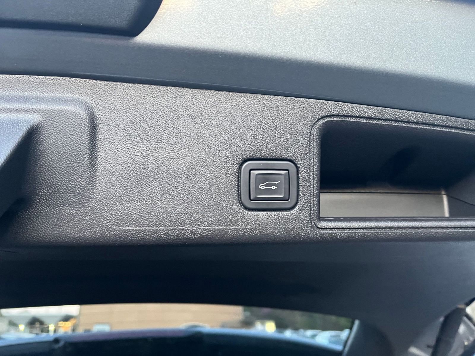 Thumbnail: 2024 GMC Terrain - 22