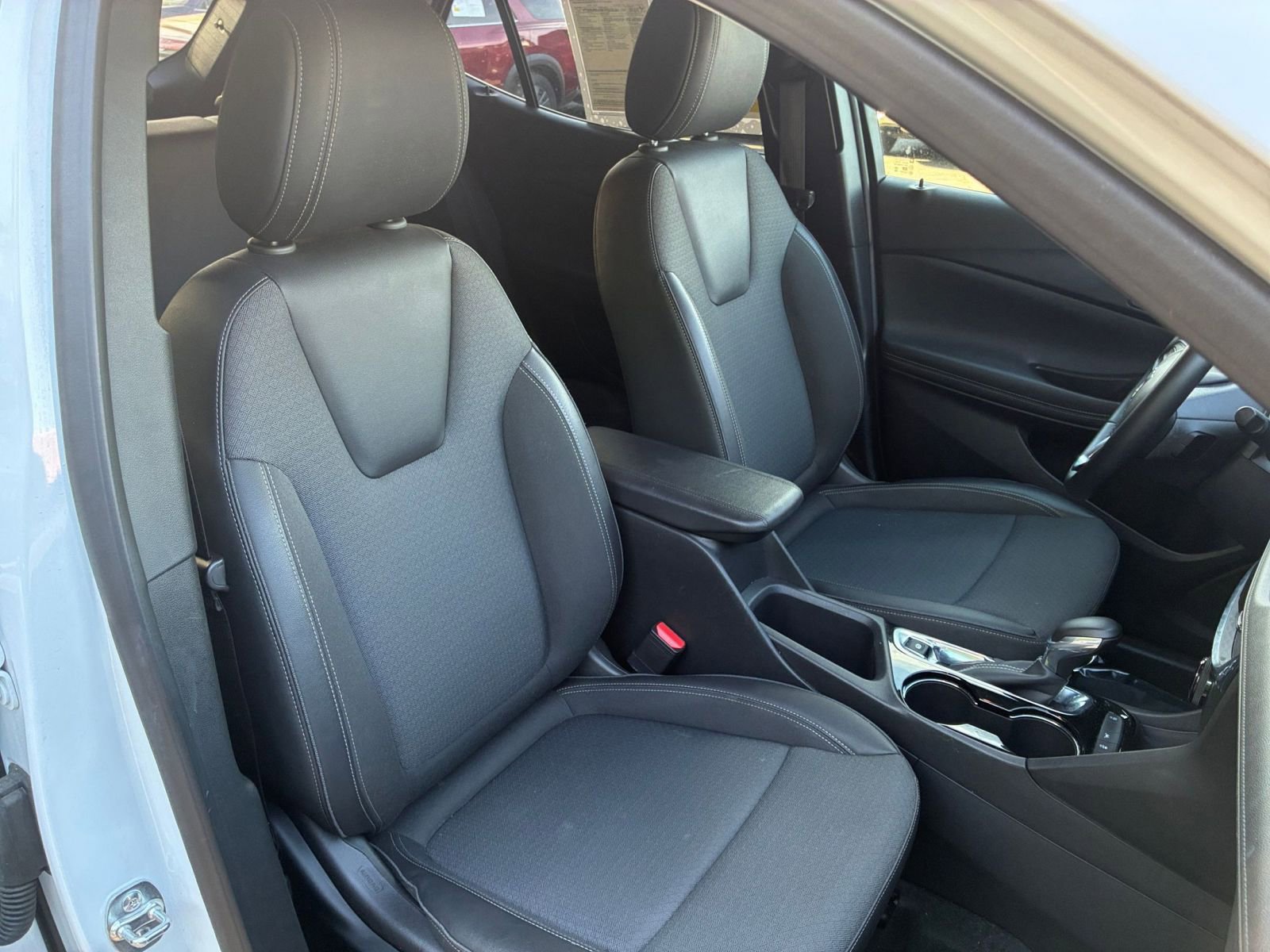 Thumbnail: 2025 Buick Encore GX - 35