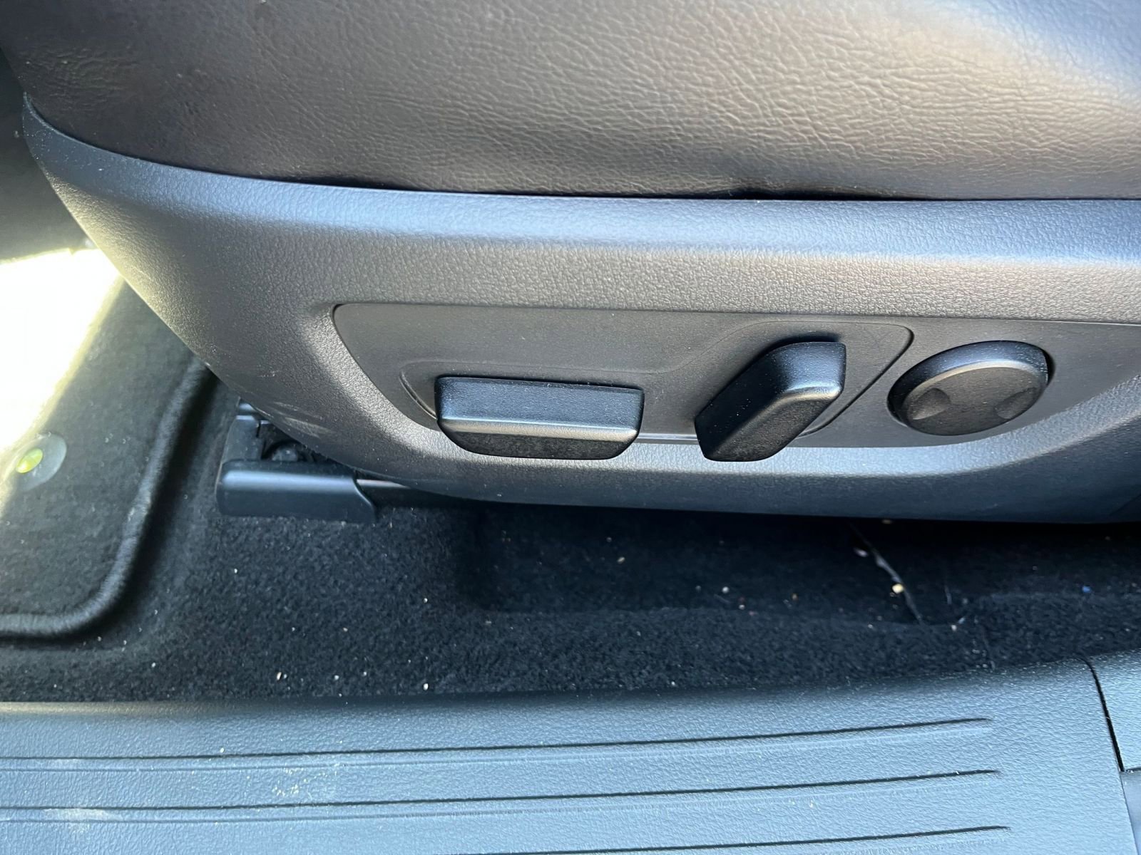 Thumbnail: 2025 Mazda CX-50 - 22