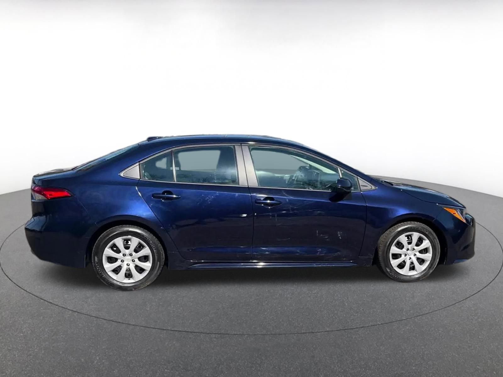 Thumbnail: 2025 Toyota Corolla - 16