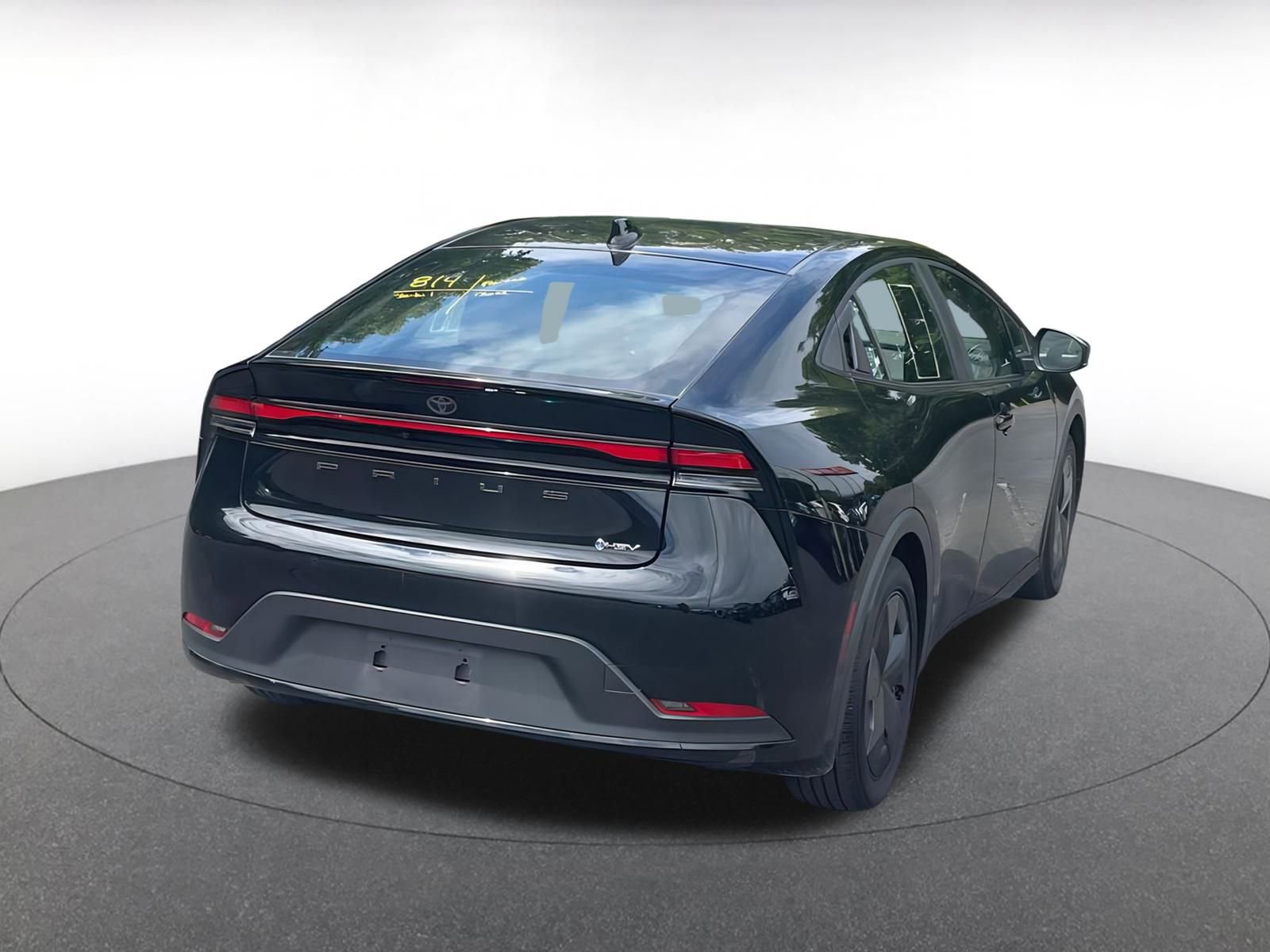 Thumbnail: 2024 Toyota Prius - 15