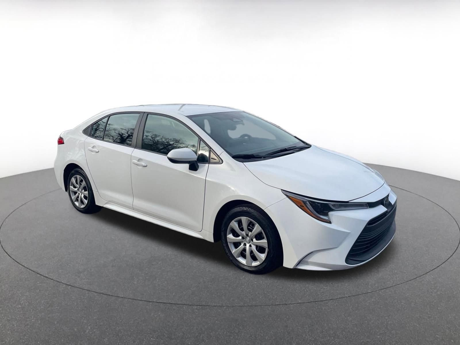 Thumbnail: 2025 Toyota Corolla - 1