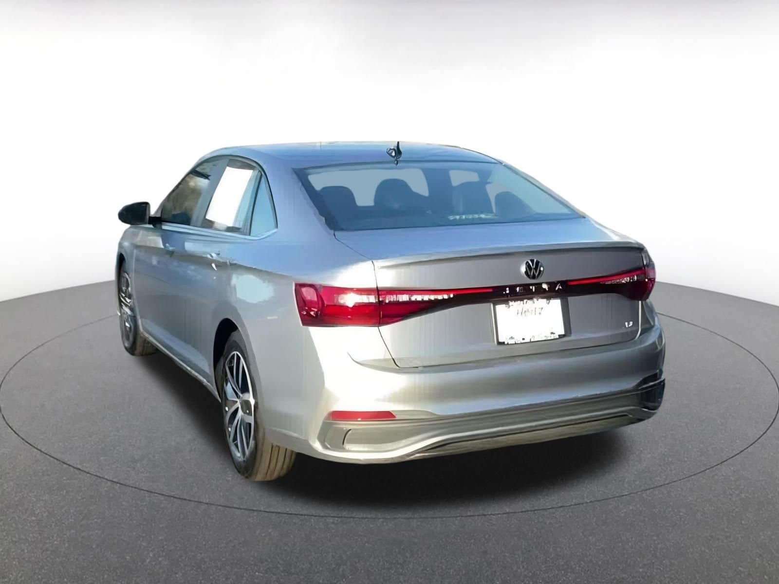 Thumbnail: 2025 Volkswagen Jetta - 11