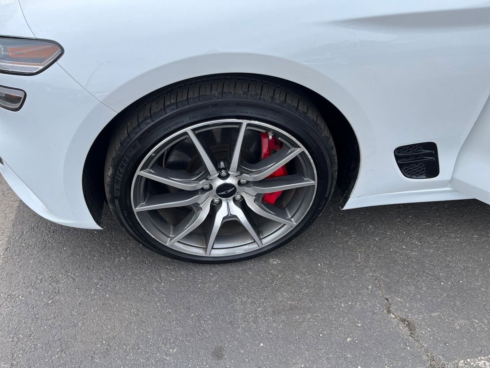 Thumbnail: 2025 Genesis G70 - 30