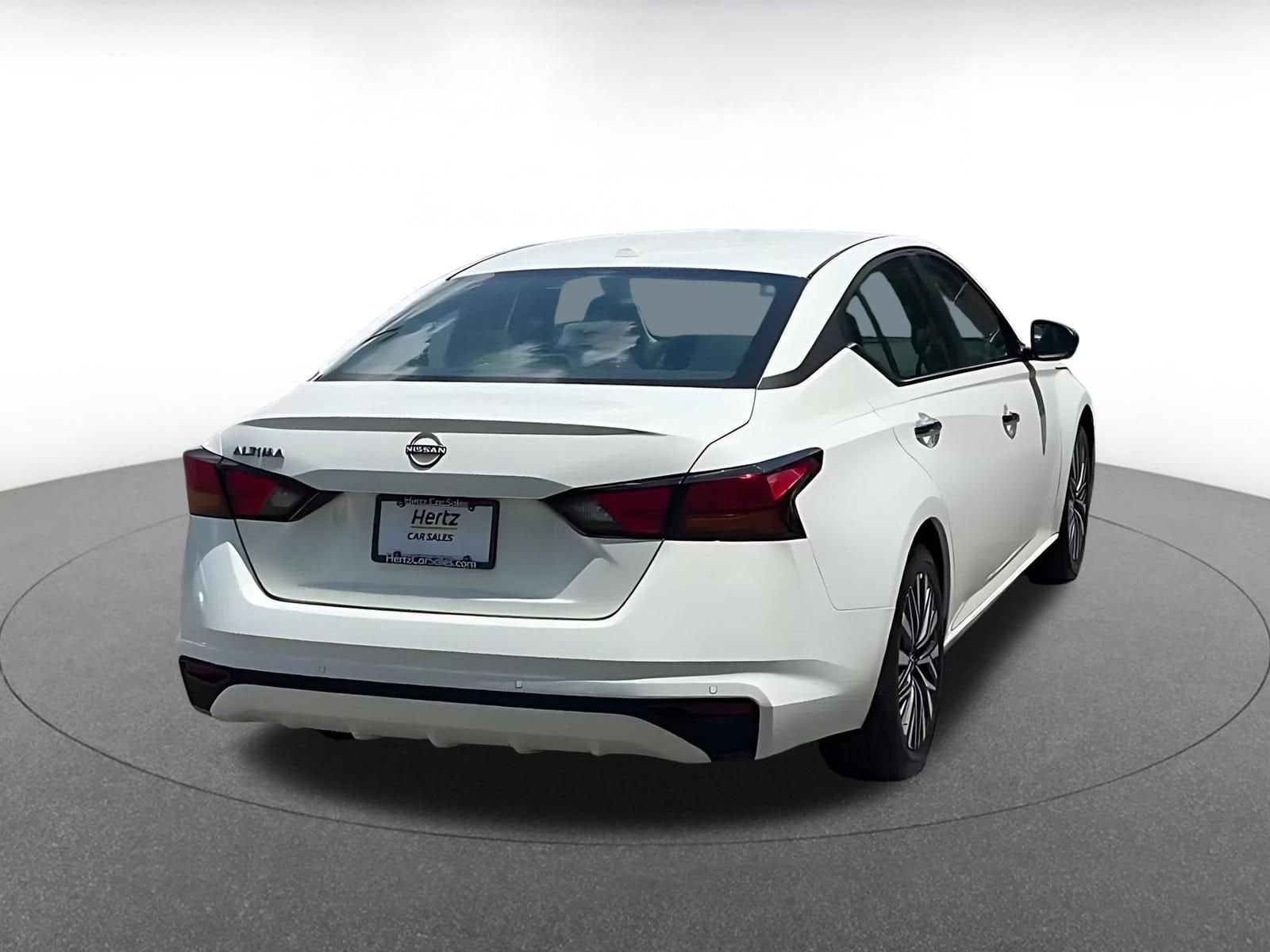 Thumbnail: 2025 Nissan Altima - 14