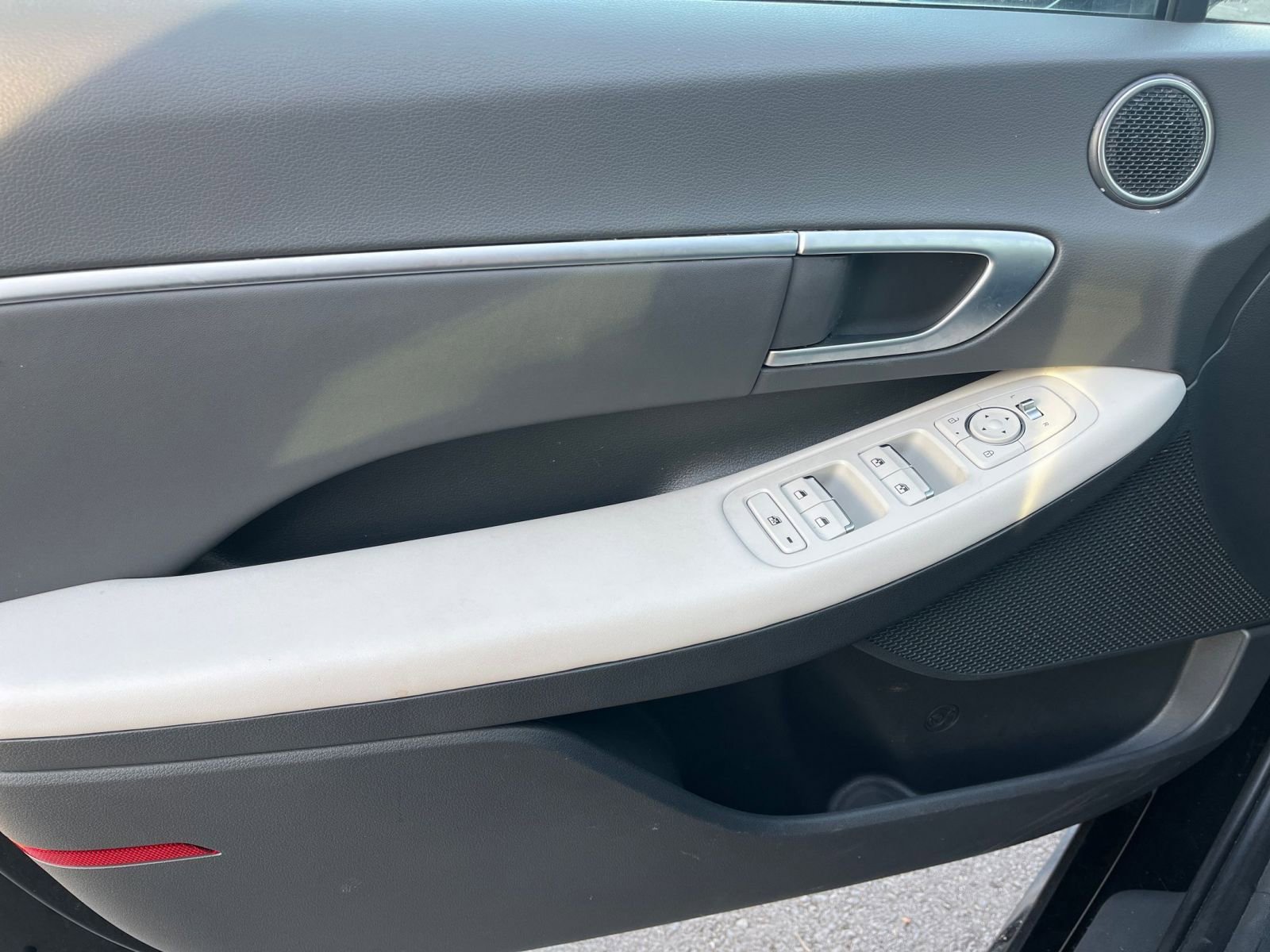 Thumbnail: 2025 Hyundai Sonata - 18