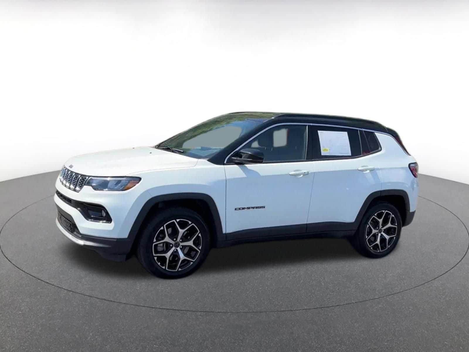 Thumbnail: 2025 Jeep Compass - 8