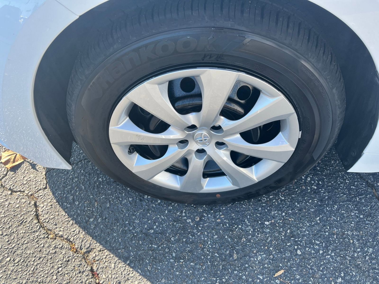 Thumbnail: 2025 Toyota Corolla - 23