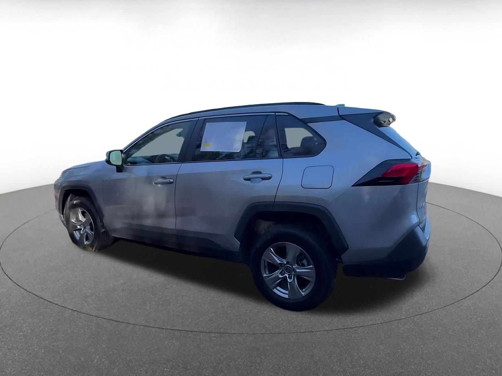 Thumbnail: 2025 Toyota RAV4 - 10