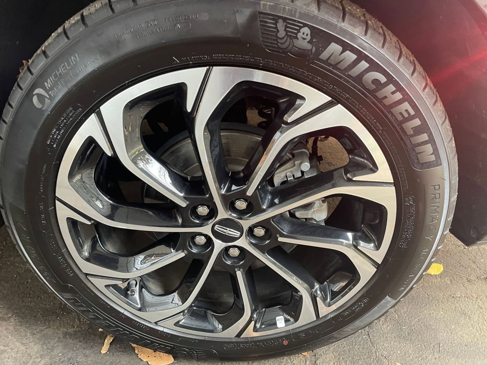 Thumbnail: 2024 Lincoln Nautilus - 25