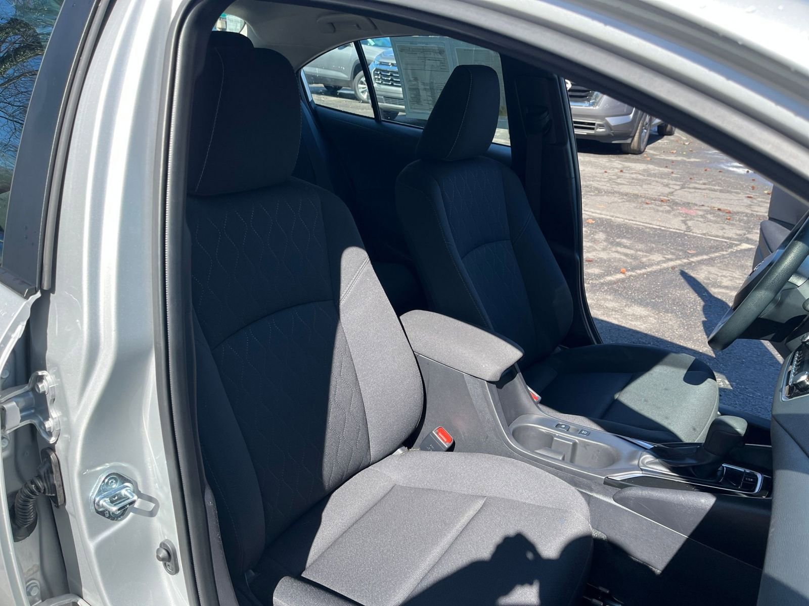 Thumbnail: 2025 Toyota Corolla - 34