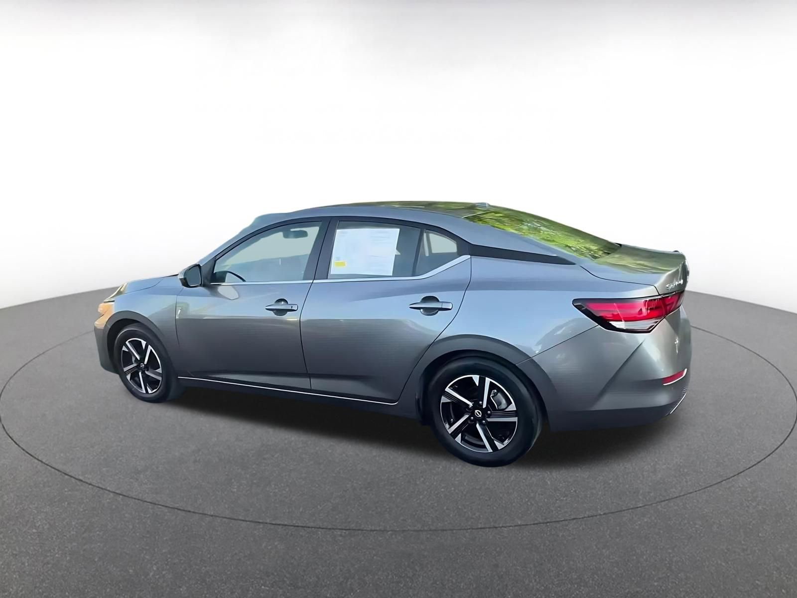 Thumbnail: 2025 Nissan Sentra - 10