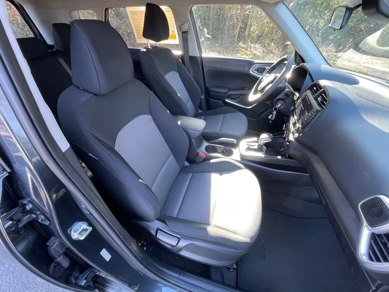 Thumbnail: 2025 Kia Soul - 30