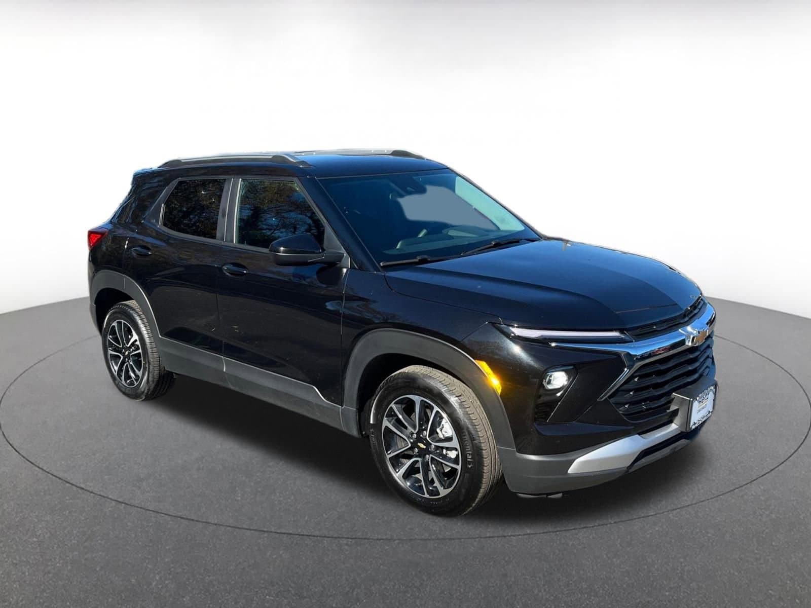 Thumbnail: 2025 Chevrolet TrailBlazer - 1