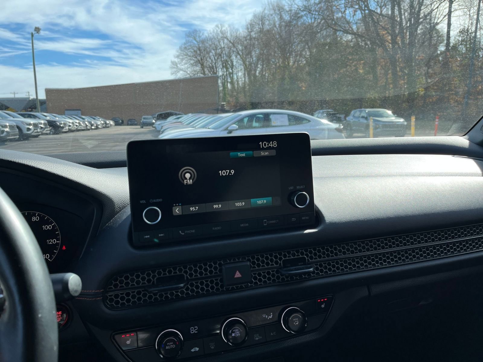 Thumbnail: 2025 Honda HR-V - 20