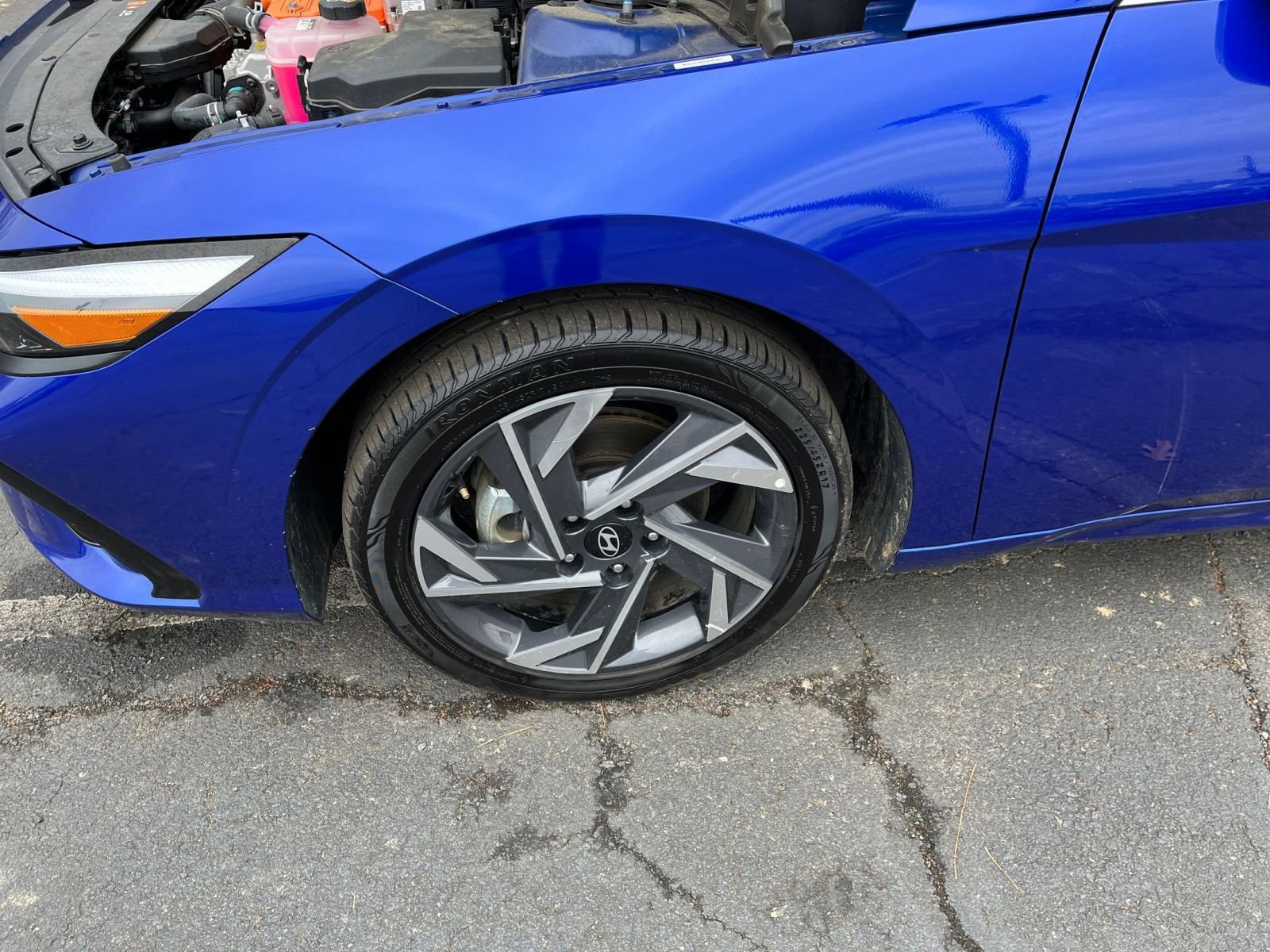 Thumbnail: 2025 Hyundai Elantra - 29