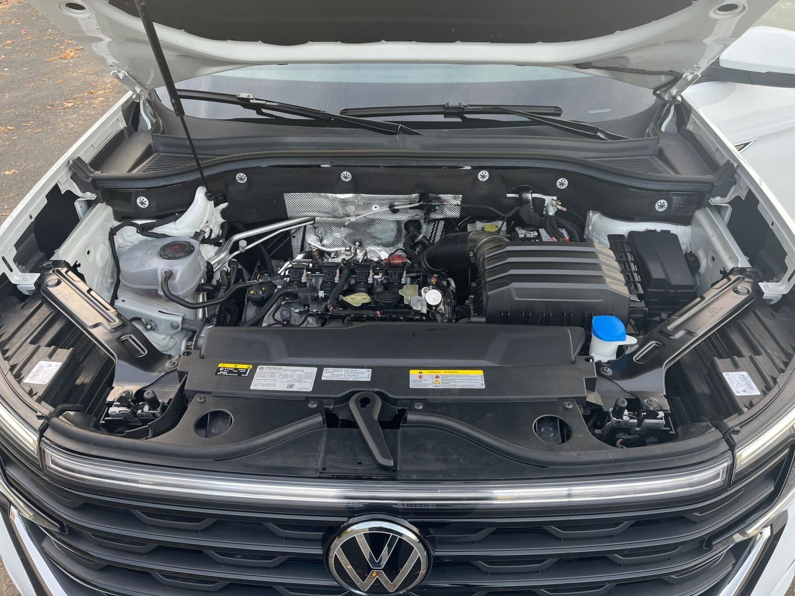 Thumbnail: 2025 Volkswagen Atlas - 28