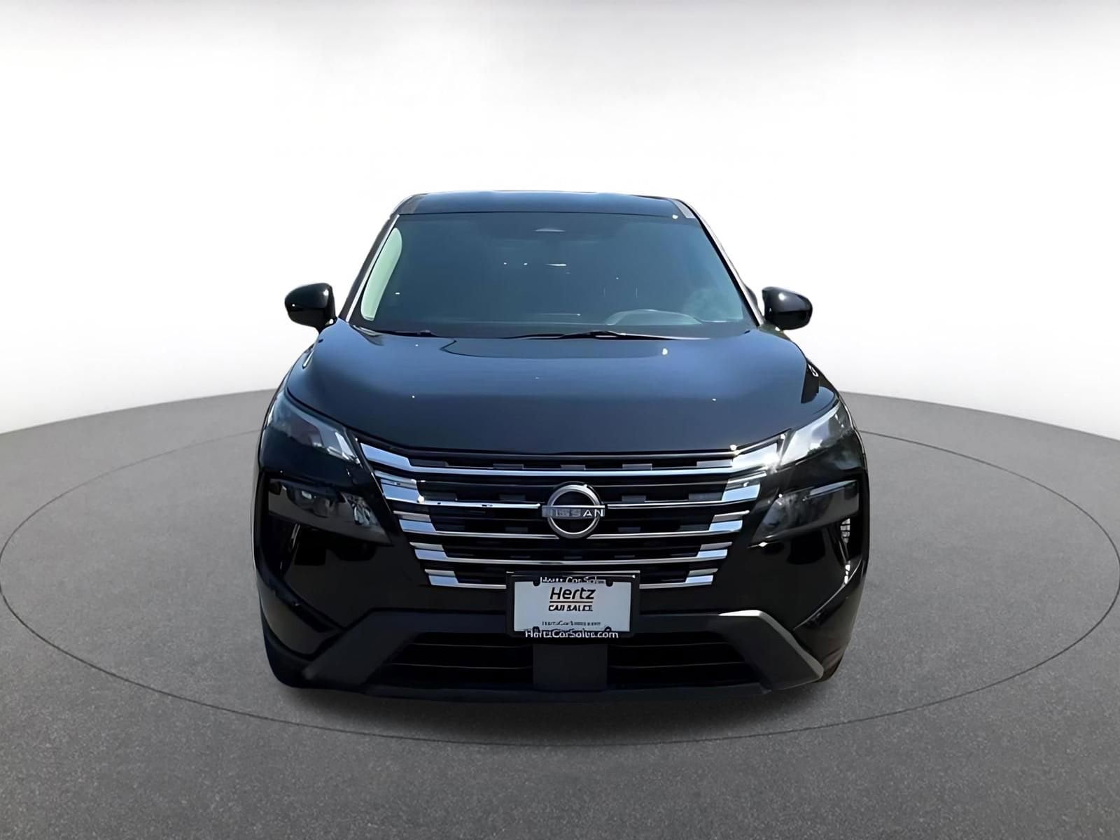 Thumbnail: 2025 Nissan Rogue - 4