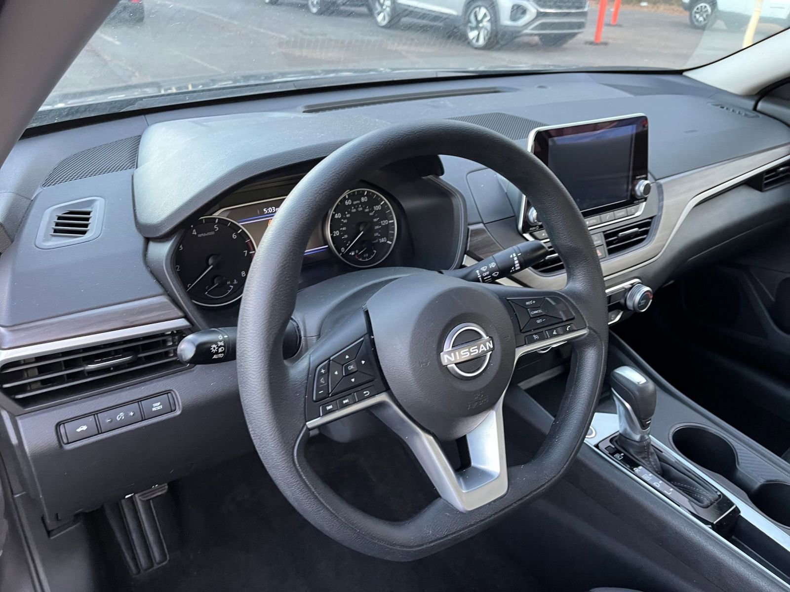 Thumbnail: 2025 Nissan Altima - 27