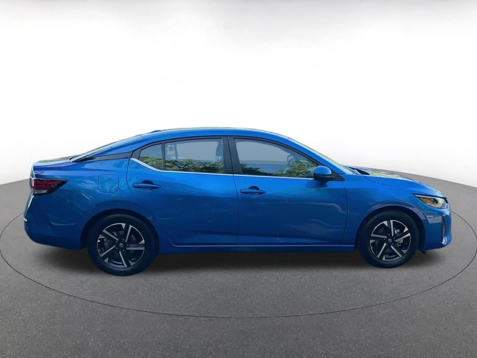 Thumbnail: 2025 Nissan Sentra - 16