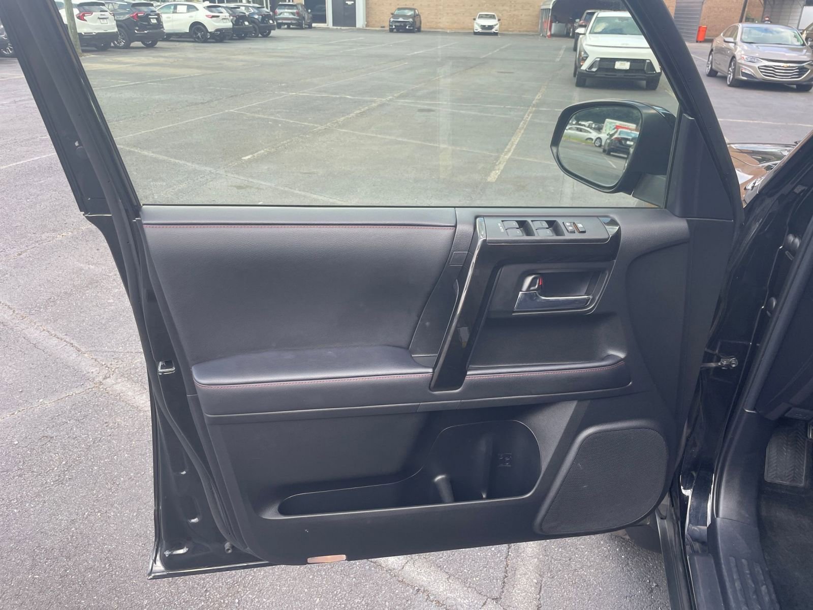 Thumbnail: 2024 Toyota 4Runner - 20