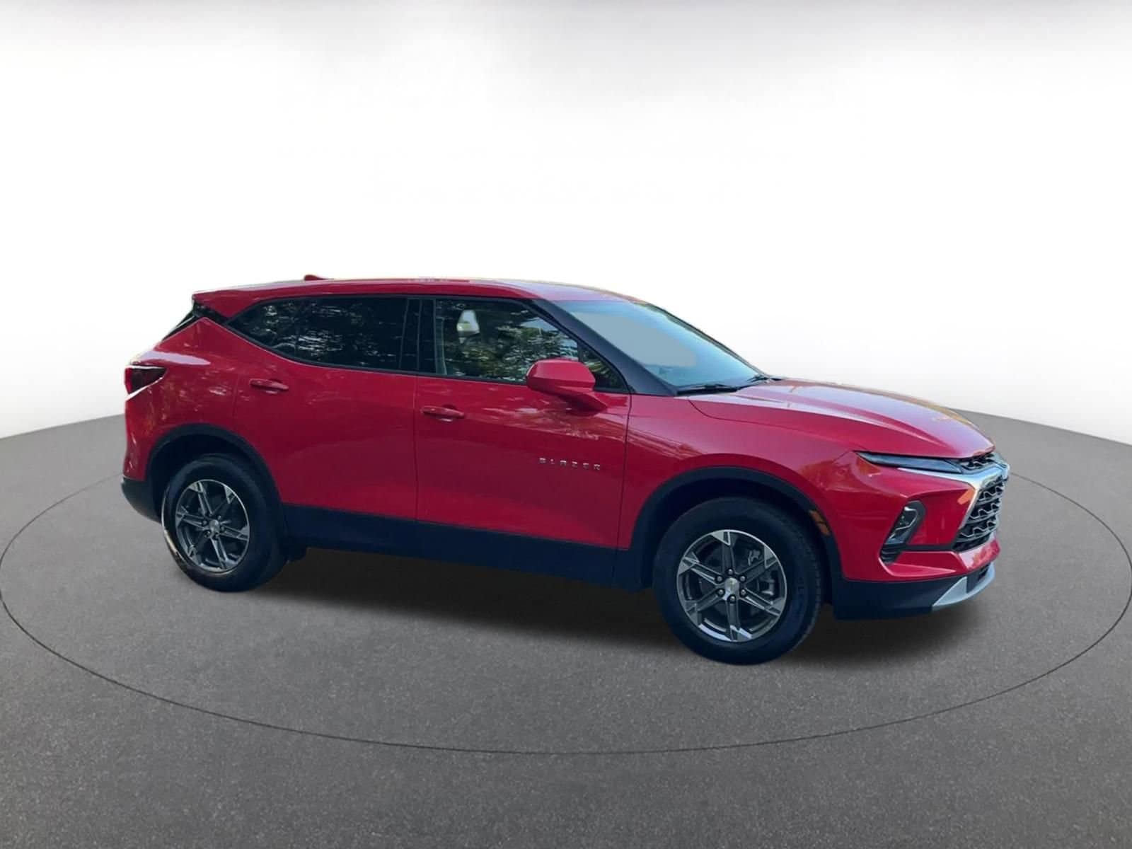 Thumbnail: 2025 Chevrolet Blazer - 2
