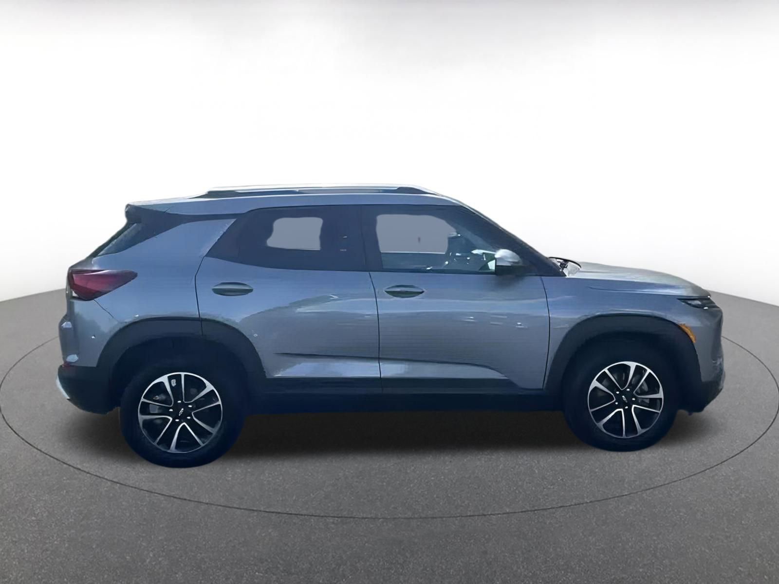 Thumbnail: 2025 Chevrolet TrailBlazer - 16