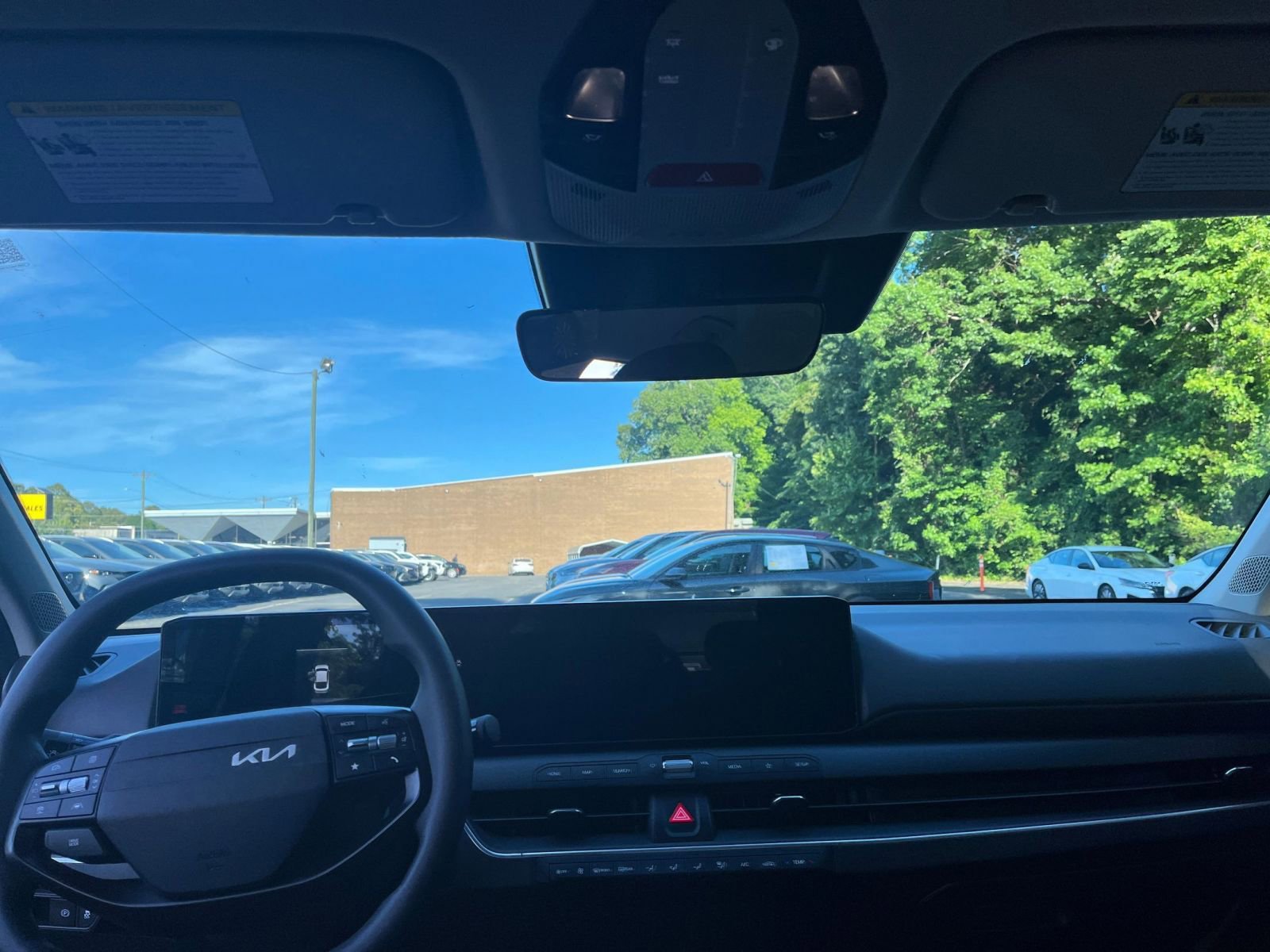 Thumbnail: 2025 Kia K4 - 32