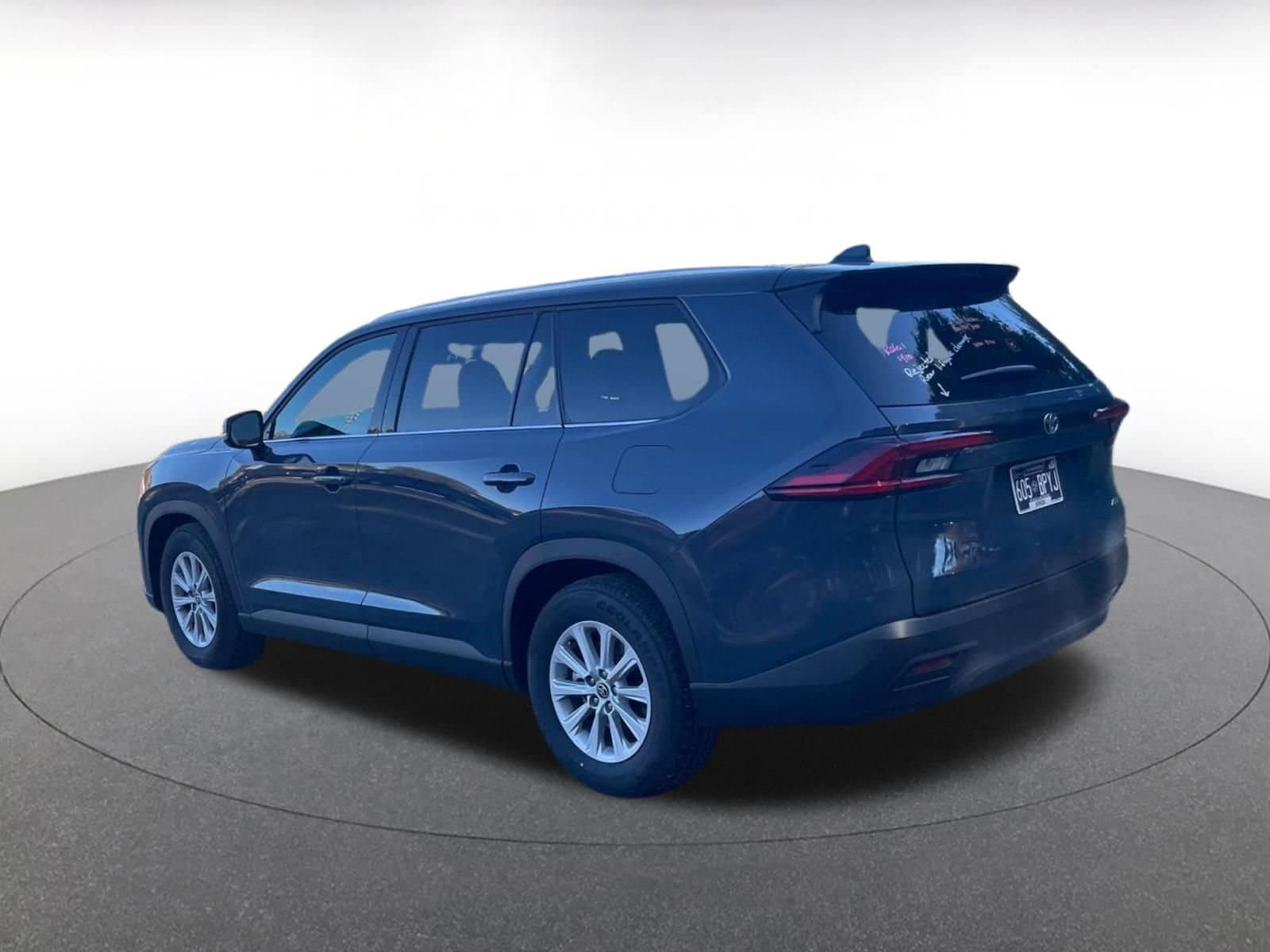 Thumbnail: 2025 Toyota Grand Highlander - 10