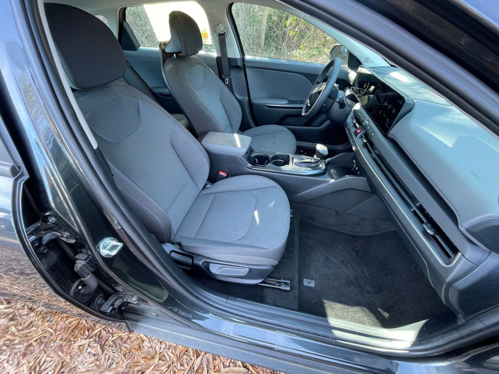 Thumbnail: 2025 Kia K4 - 30