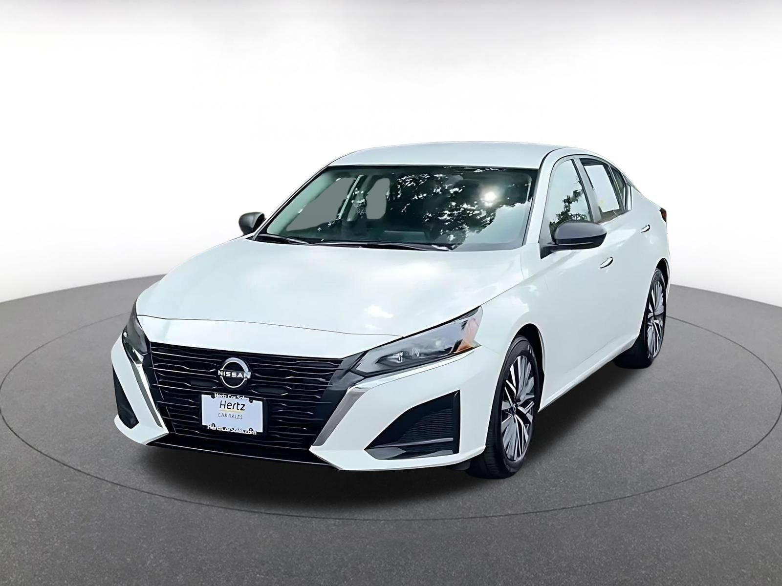 Thumbnail: 2025 Nissan Altima - 5