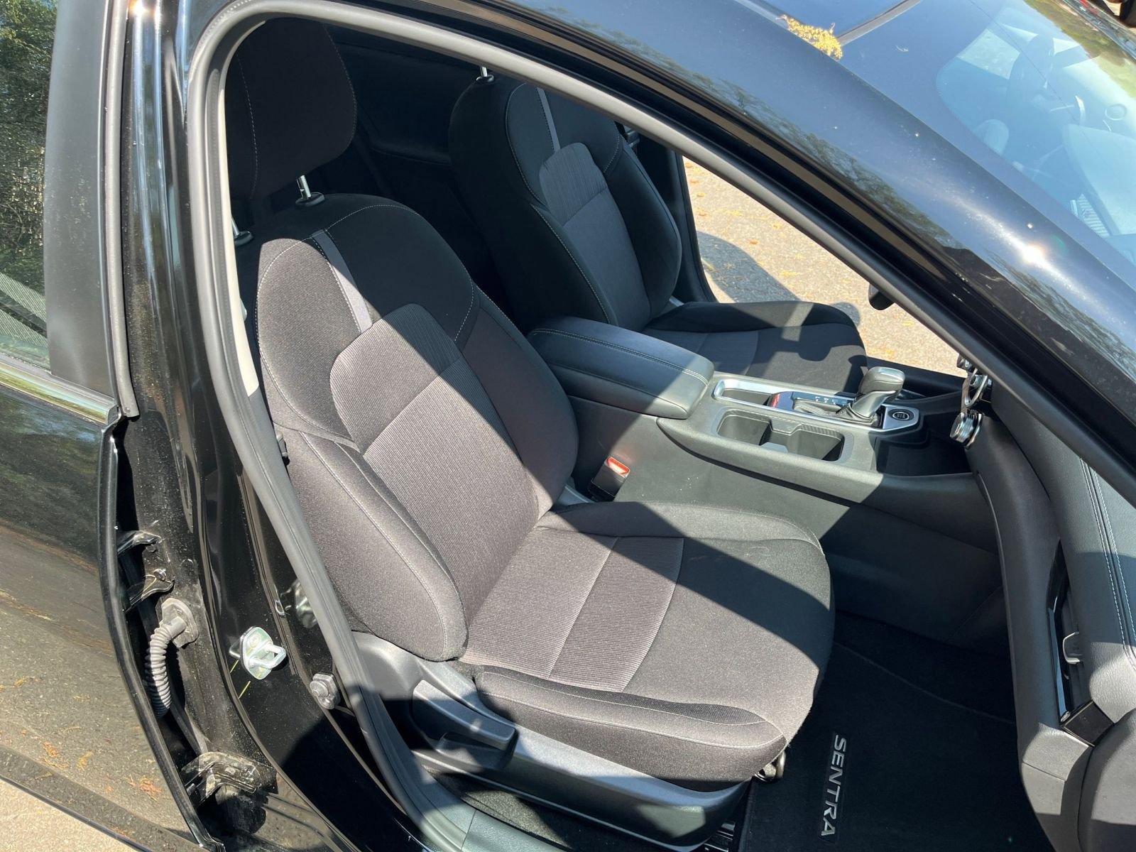 Thumbnail: 2025 Nissan Sentra - 34