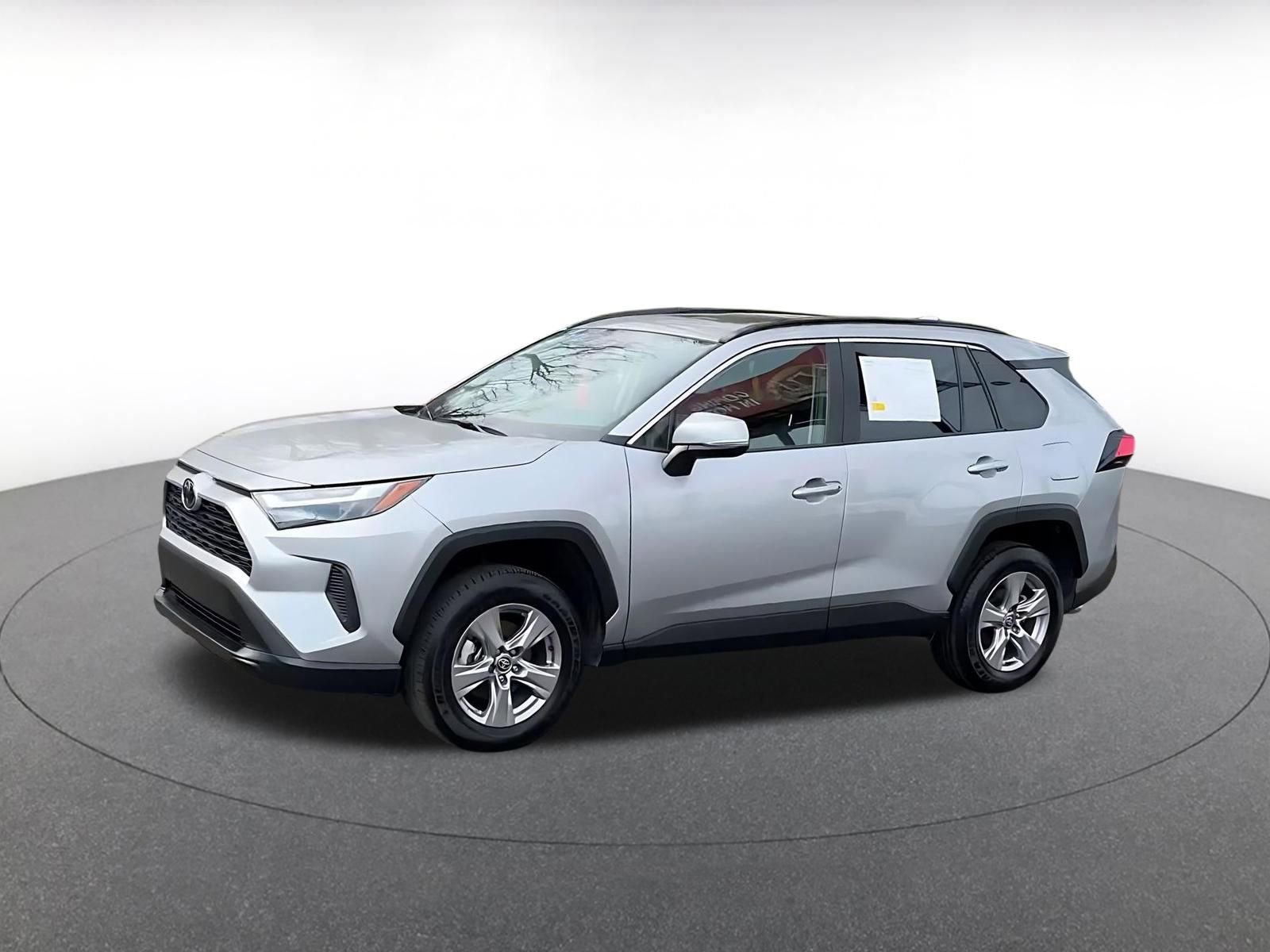 Thumbnail: 2025 Toyota RAV4 - 8