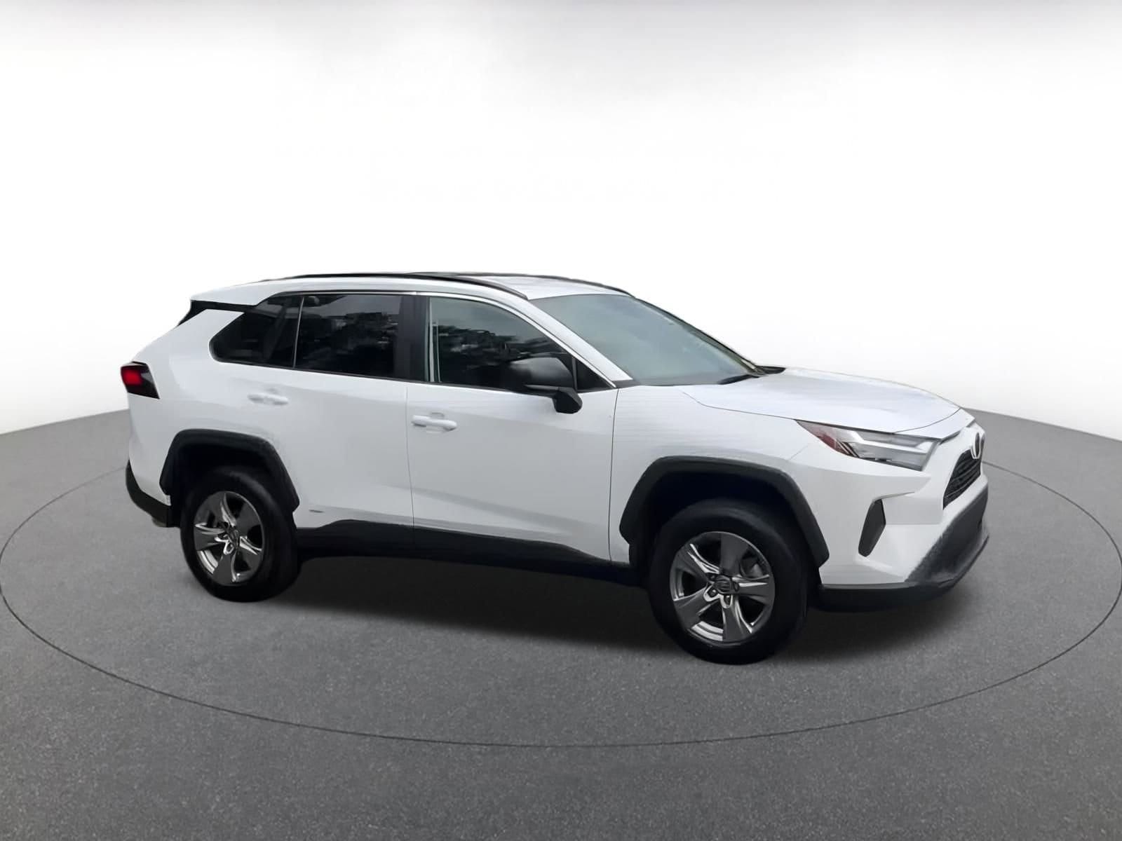 Thumbnail: 2025 Toyota RAV4 - 2