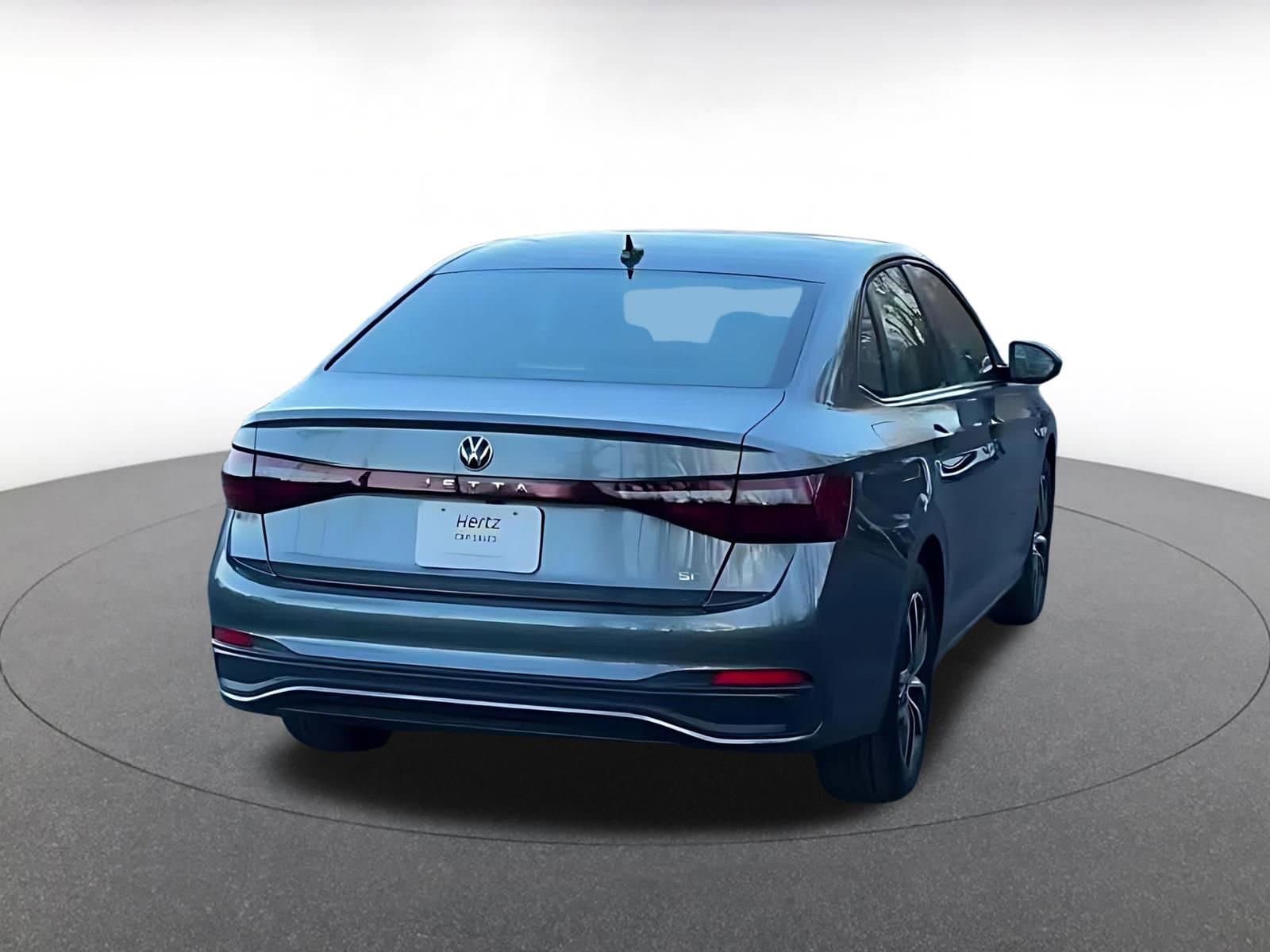 Thumbnail: 2025 Volkswagen Jetta - 10