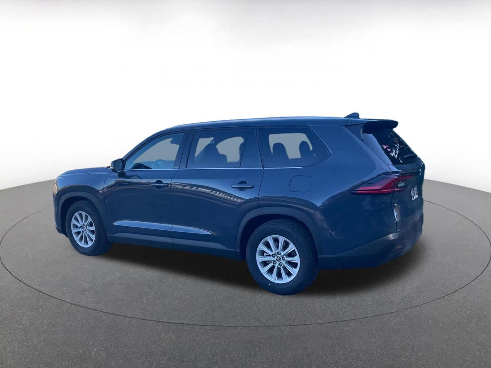 Thumbnail: 2025 Toyota Grand Highlander - 11