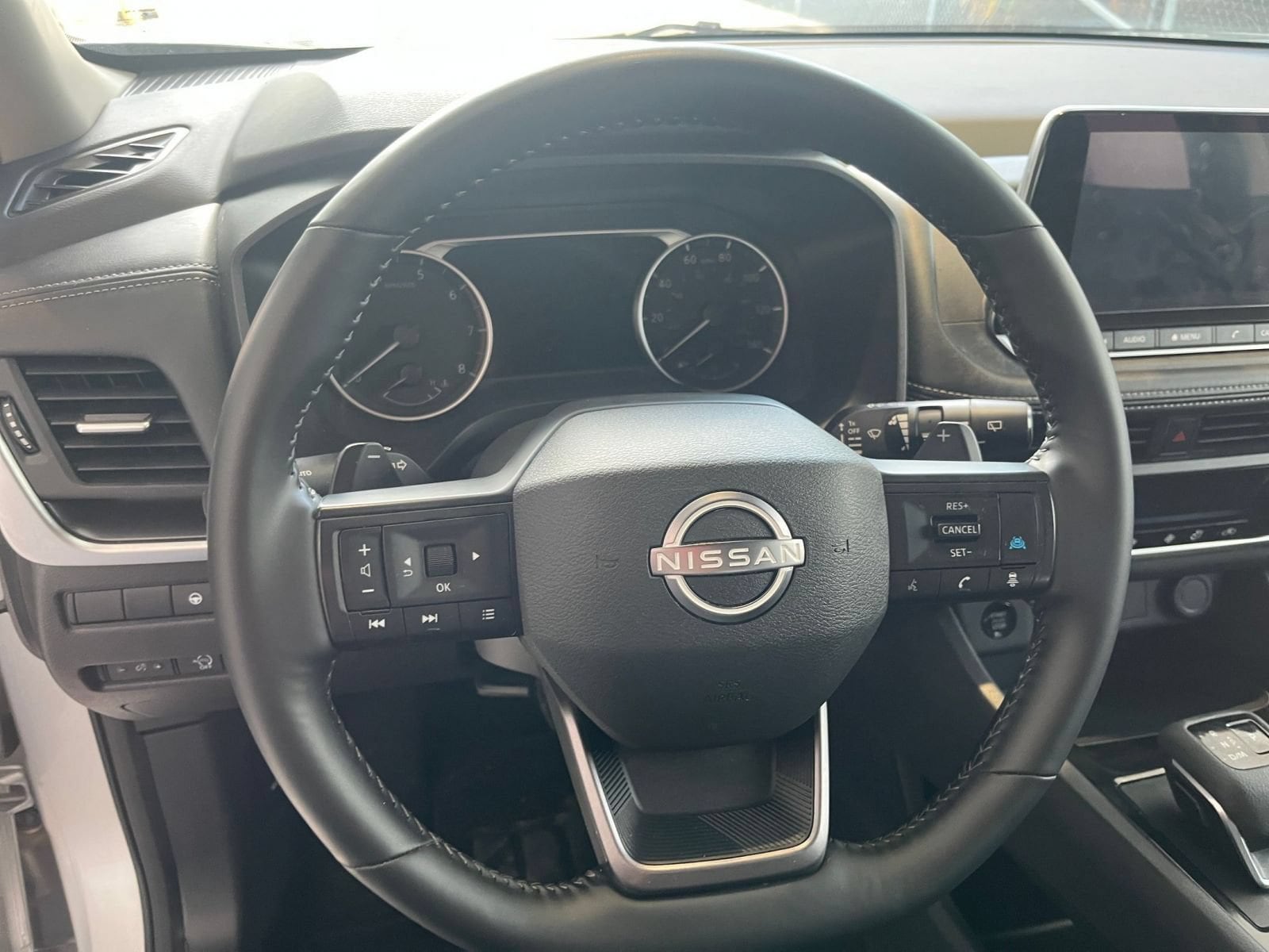 Thumbnail: 2025 Nissan Rogue - 25