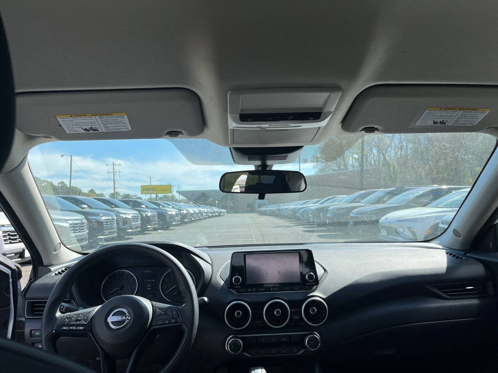 Thumbnail: 2025 Nissan Sentra - 31