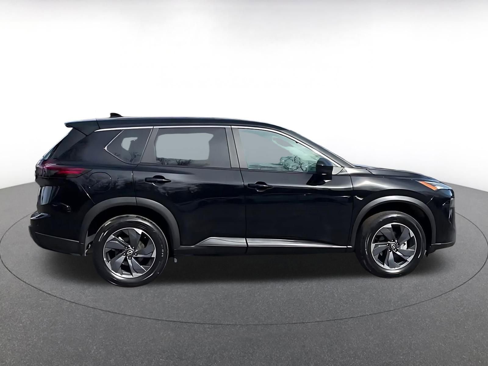 Thumbnail: 2025 Nissan Rogue - 16