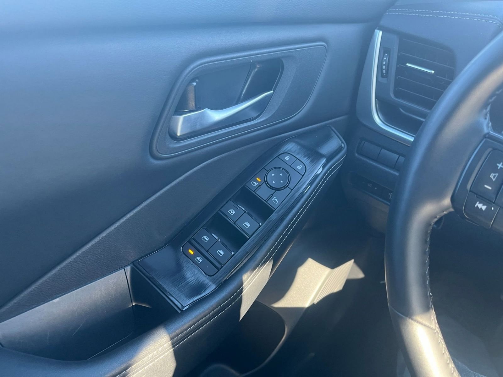 Thumbnail: 2025 Nissan Rogue - 20