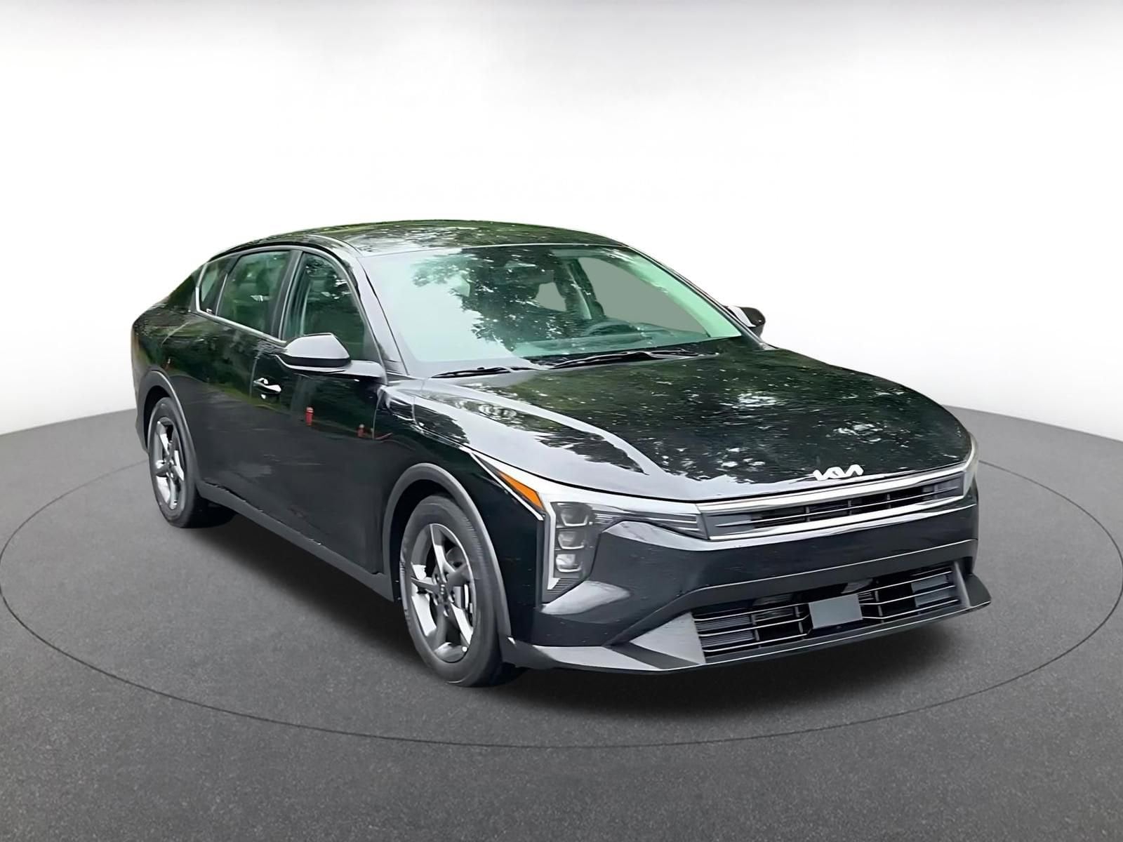 Thumbnail: 2025 Kia K4 - 3