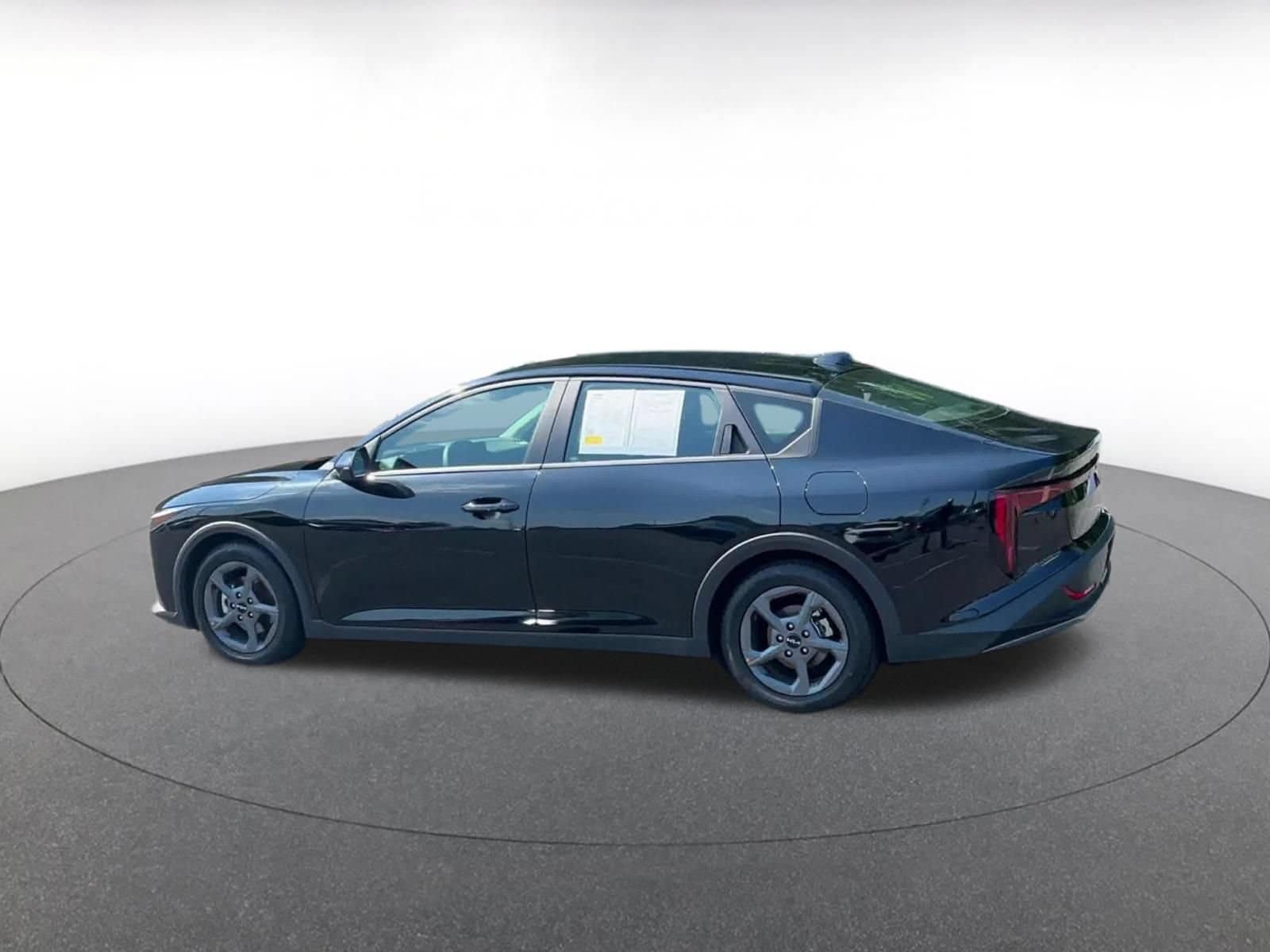 Thumbnail: 2025 Kia K4 - 9