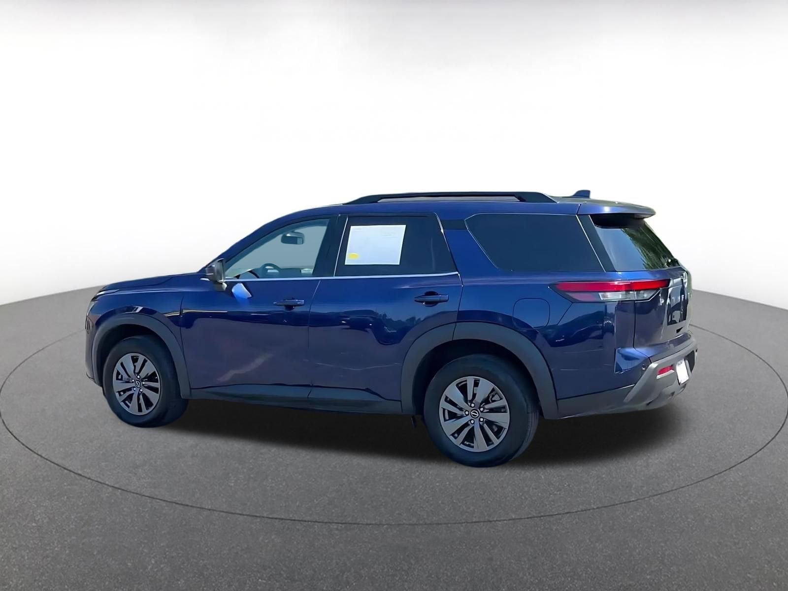 Thumbnail: 2025 Nissan Pathfinder - 10